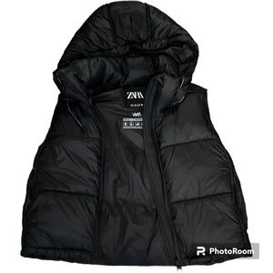 Zara black puffer vest